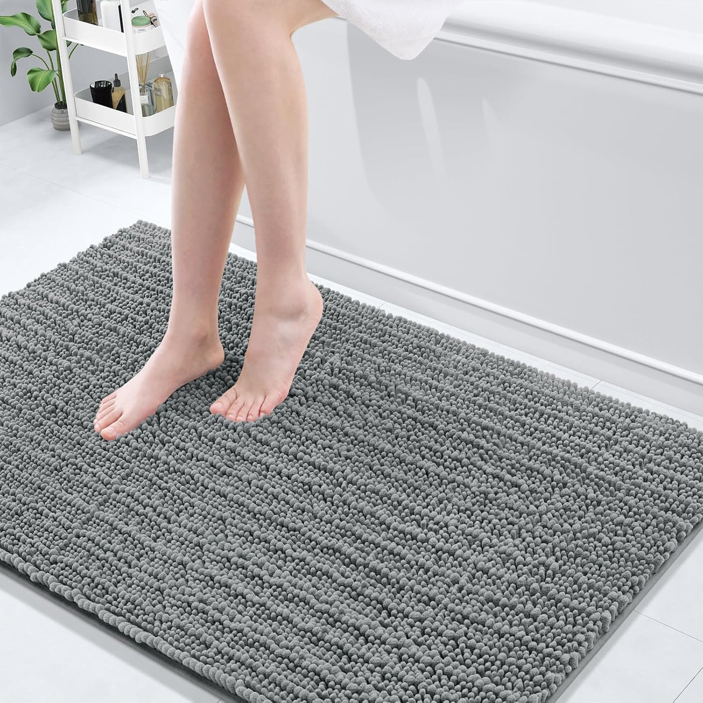 Ivory Chenille Bath Rug – 24"x16" Plush Non-Slip