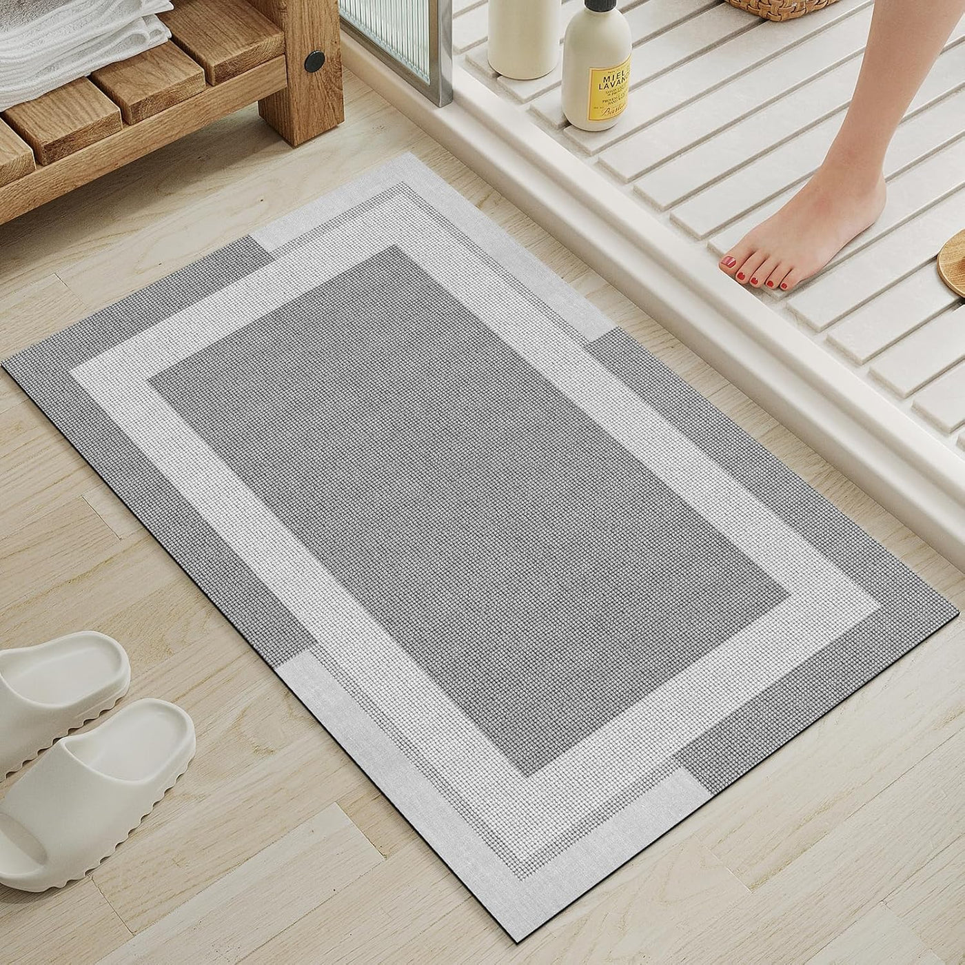 Beige Bath Mat – 16"x24" Thin Non-Slip Quick Dry
