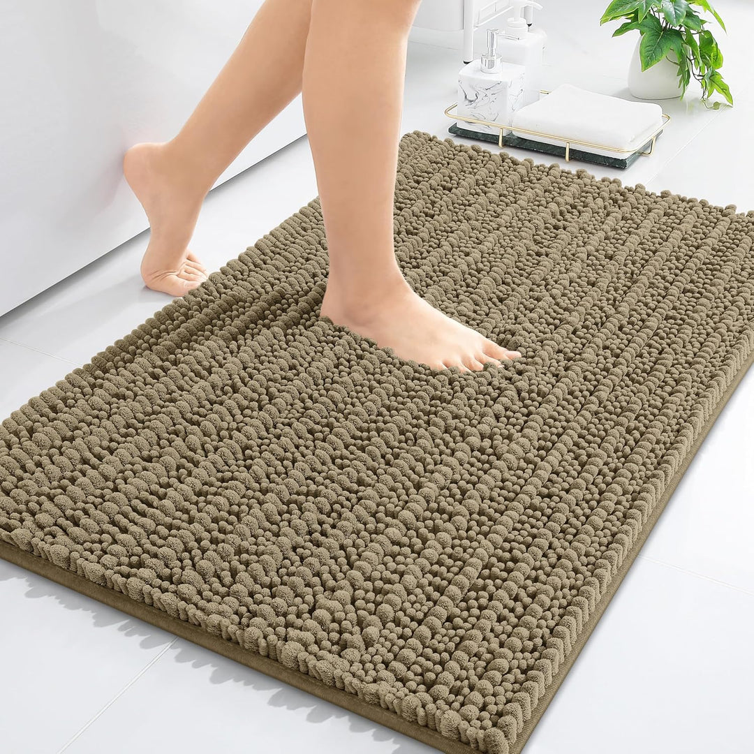 Ivory Chenille Bath Rug – 24"x16" Plush Non-Slip