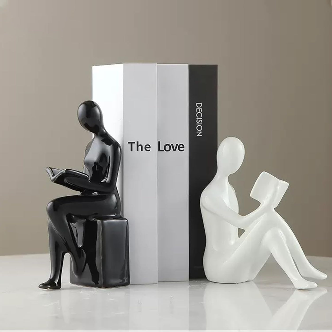 Modern Ceramic Bookends – Minimalist Black & White Figurines, Set of 2
